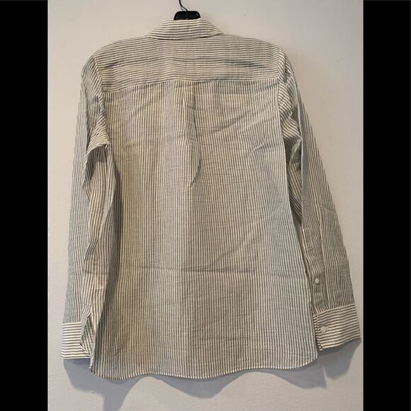 💙Theory classic straight woven thin organic cotton shirt💙 size M, NWT - Picture 5 of 10